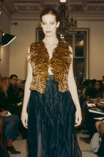 Look 48